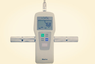 指針式推拉力計和數顯式推拉力計使用方法相同嗎?